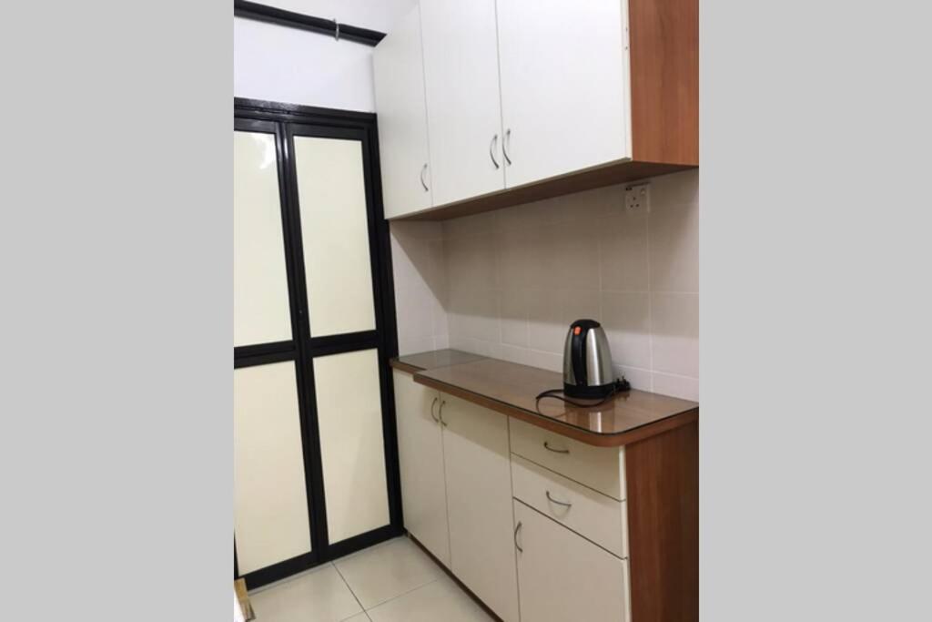 Apartment Ken1606 - Centre Of Kb, Wifi, 6 To 8 Pax Kota Bharu